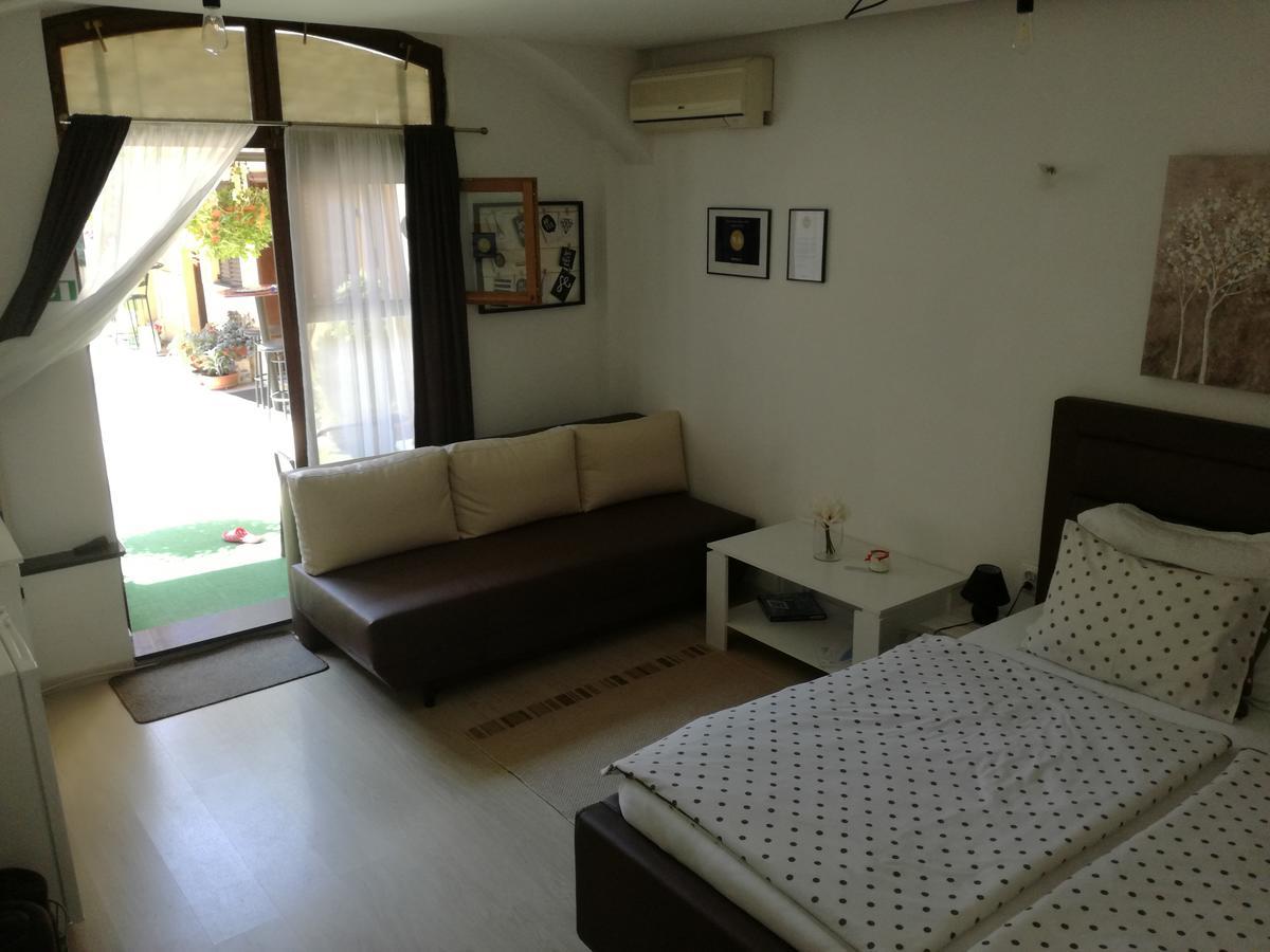 Guesthouse Coco Slavonski Brod Zewnętrze zdjęcie